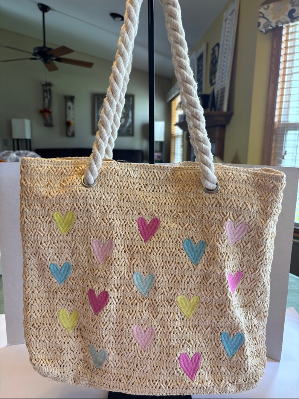 🔥Cat and Jack Woven Heart Tote Bag in Natural with Pastel Hearts NWOT